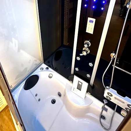 Beefree Whirlpoolsuitexl33-freeparking-fastwifi شقة باساو
